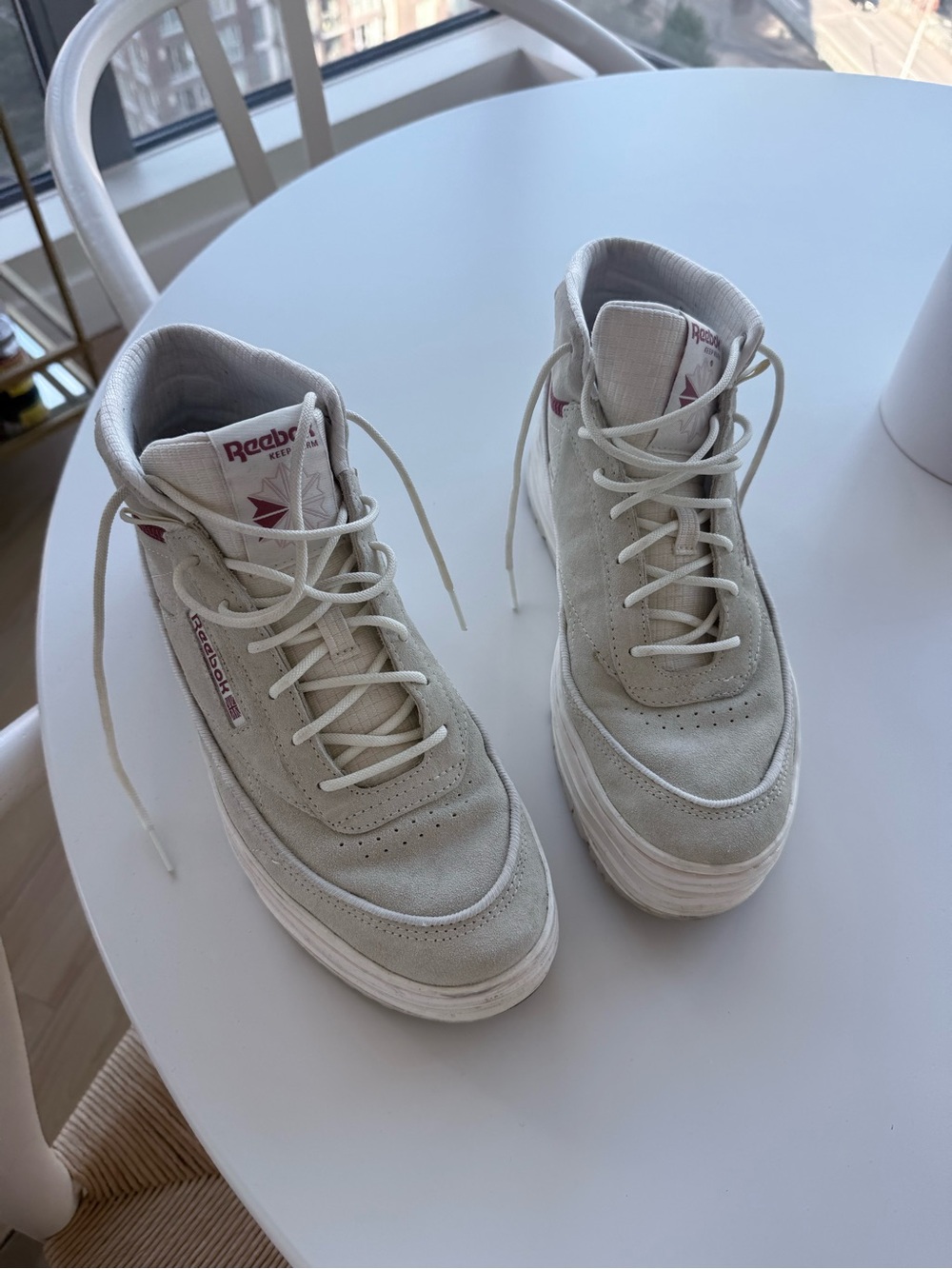 Reebok Men’s Cream and Pink High-Top Sneakers